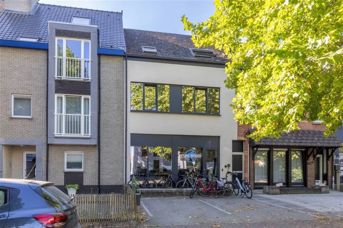 Handelszaak te  huur in Herentals 2200 3300.00€ 3 slaapkamers 297.00m² - Zoekertje 558654