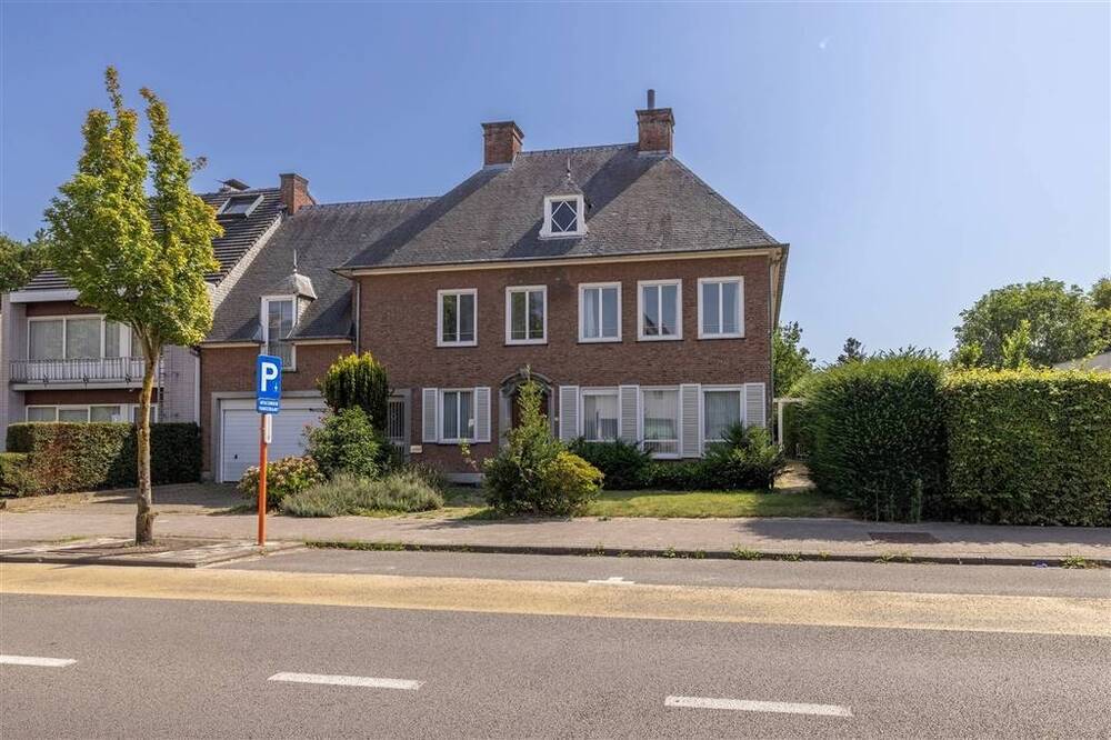 Huis te  koop in Geel 2440 550000.00€ 5 slaapkamers 464.00m² - Zoekertje 559233