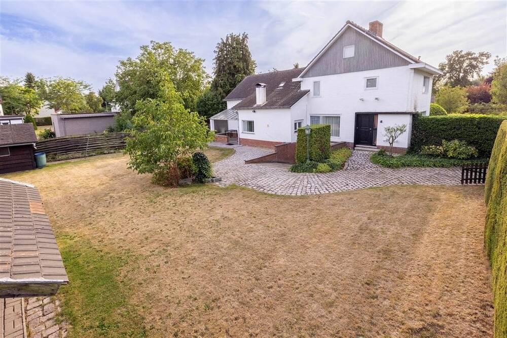 Huis te  koop in Herentals 2200 379000.00€ 4 slaapkamers 249.00m² - Zoekertje 558655