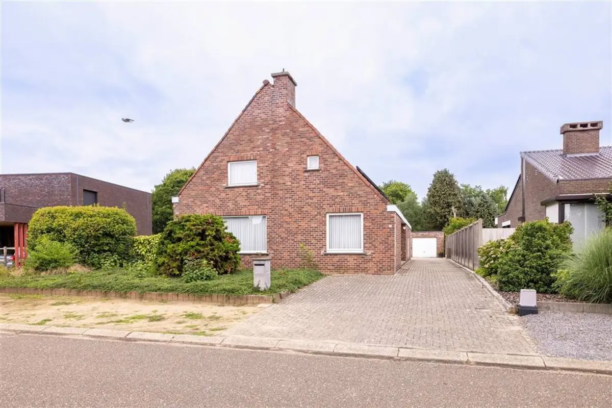 Huis te koop in Westerlo 2260 415000.00€ 4 slaapkamers 267.00m² - Zoekertje 558658