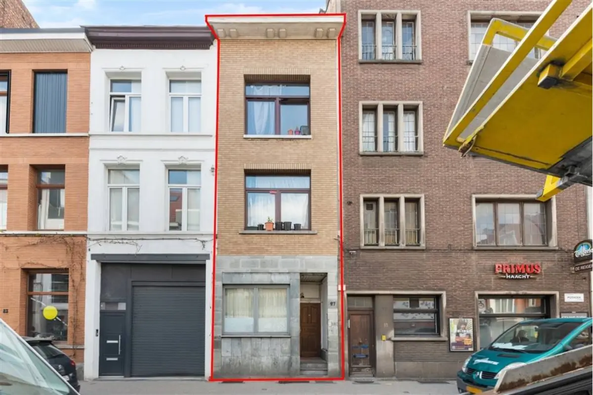 Huis te  koop in Antwerpen 2060 215000.00€ 3 slaapkamers 158.00m² - Zoekertje 558908