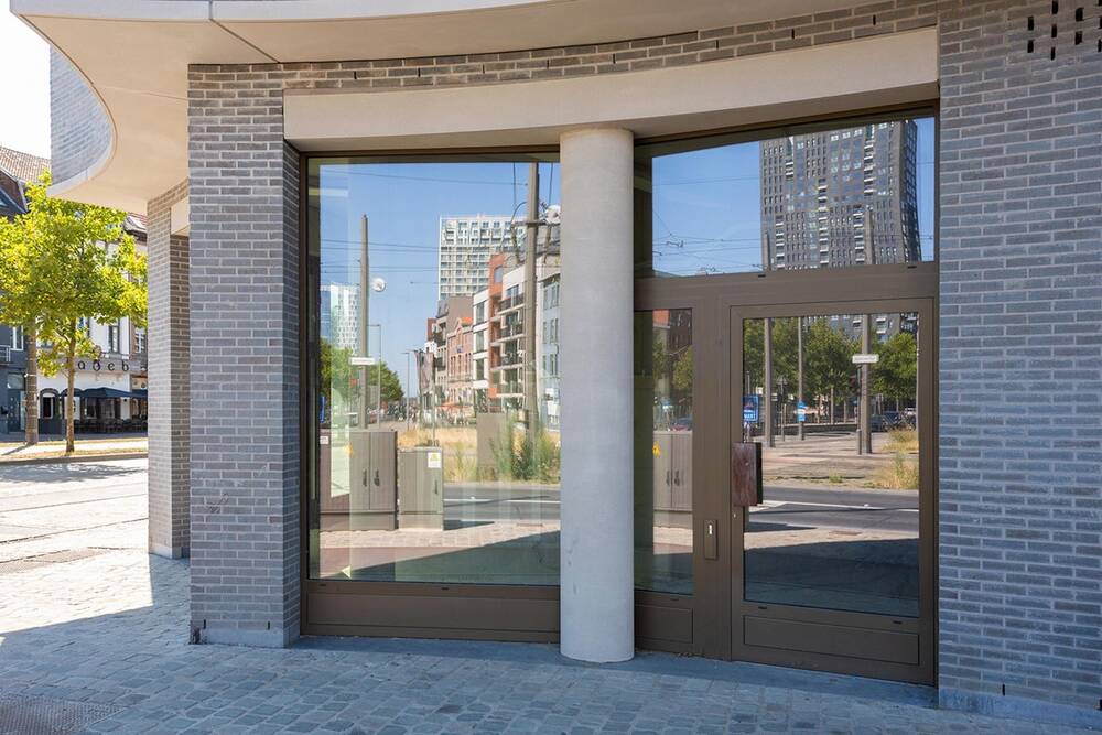 Handelszaak te  koop in Antwerpen 2000 178500.00€  slaapkamers m² - Zoekertje 559181