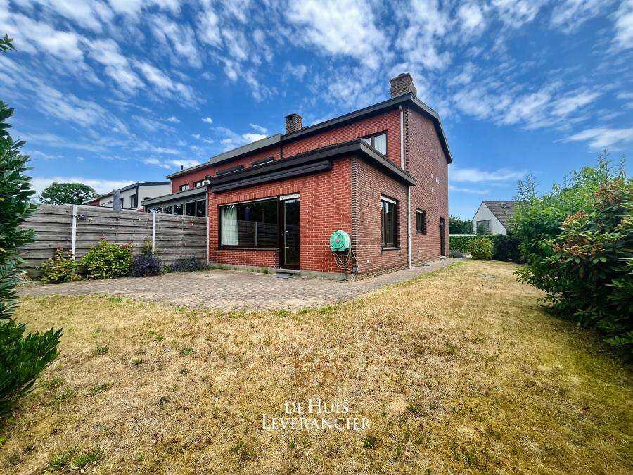 Huis te koop in Kontich 2550 425000.00€ 4 slaapkamers 120.00m² - Zoekertje 558661
