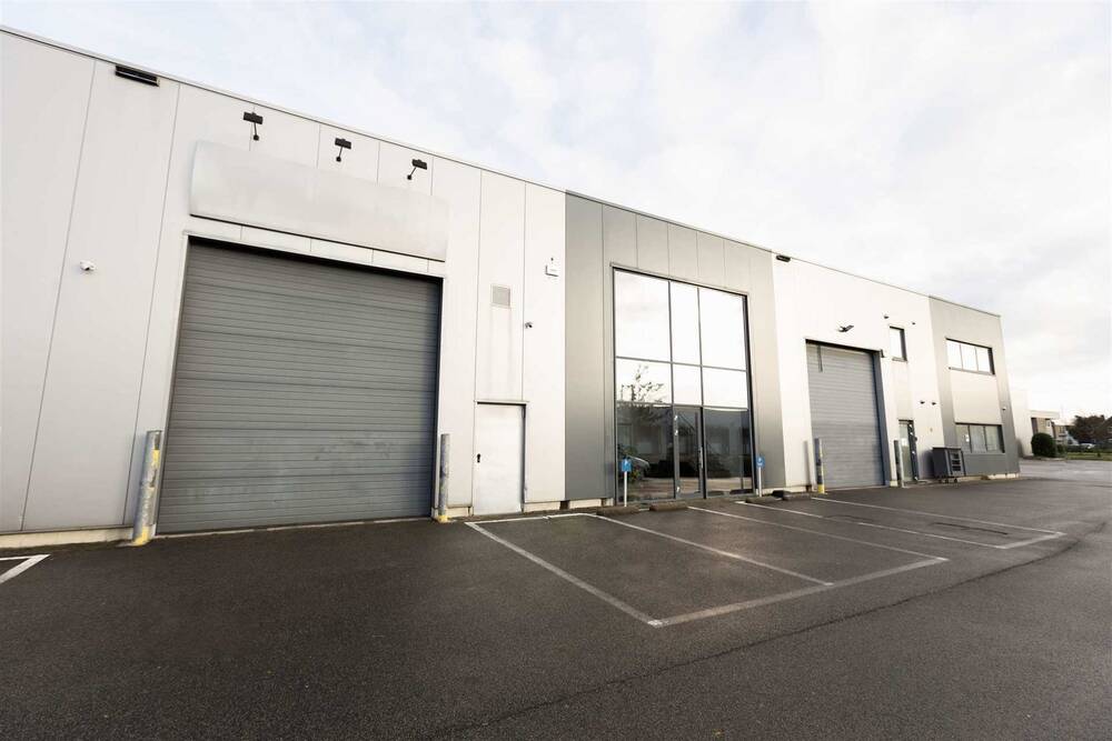 Handelszaak te huur in Mechelen 2800 3950.00€ slaapkamers 420.00m² - Zoekertje 559092