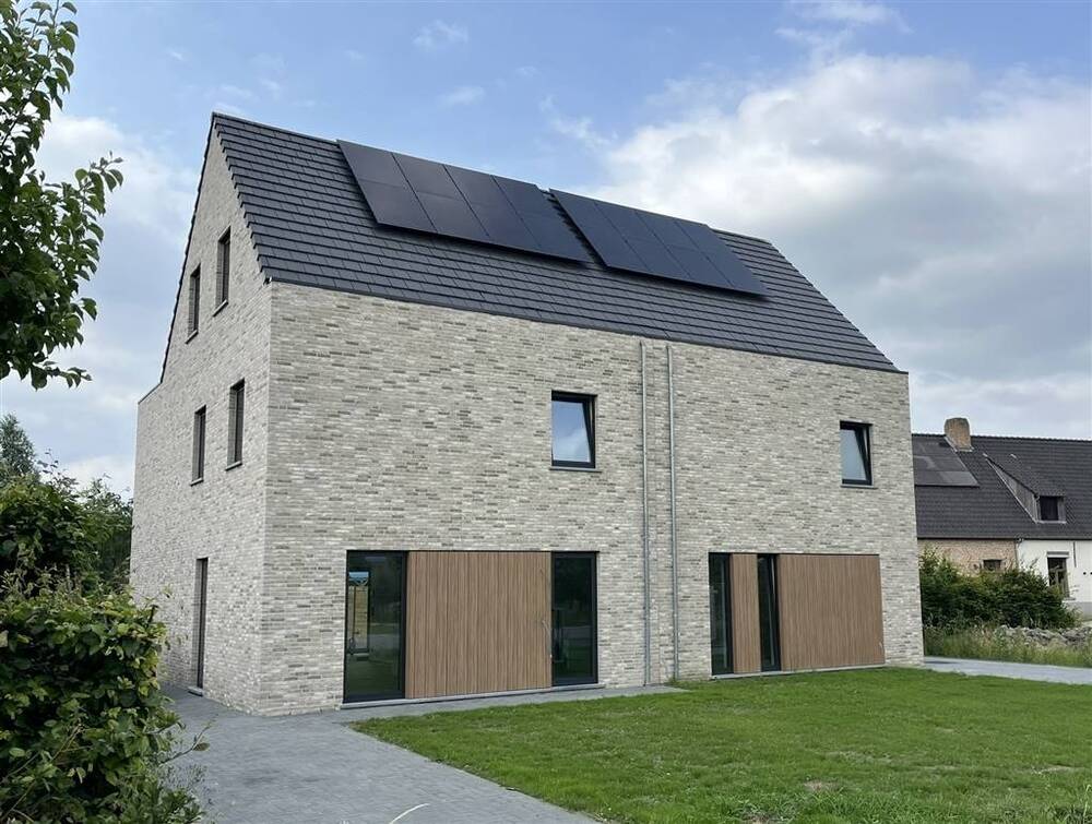 Huis te  koop in Heist-op-den-Berg 2220 499000.00€ 5 slaapkamers 212.37m² - Zoekertje 559314