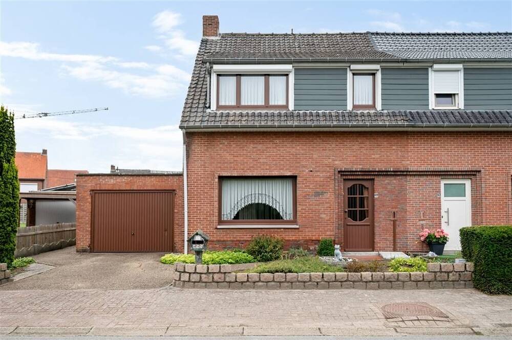 Huis te  koop in Oud-Turnhout 2360 269000.00€ 3 slaapkamers 154.00m² - Zoekertje 559650