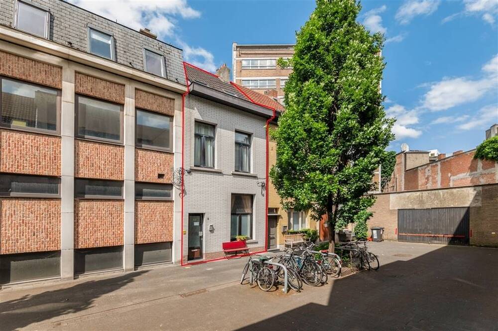 Huis te koop in Antwerpen 2000 650000.00€ 5 slaapkamers 162.00m² - Zoekertje 560197