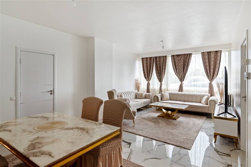 Appartement te  koop in Boom 2850 200000.00€ 2 slaapkamers 76.00m² - Zoekertje 559726