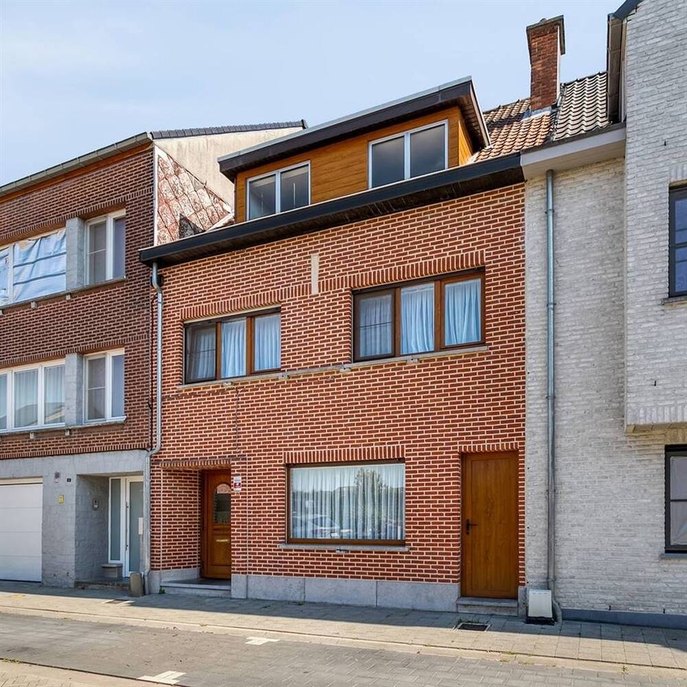 Huis te koop in Ruisbroek 2870 398000.00€ 5 slaapkamers 204.00m² - Zoekertje 561740