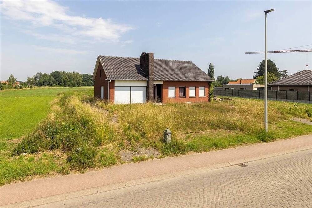 Huis te  koop in Malle 2390 399900.00€ 4 slaapkamers 172.00m² - Zoekertje 561380