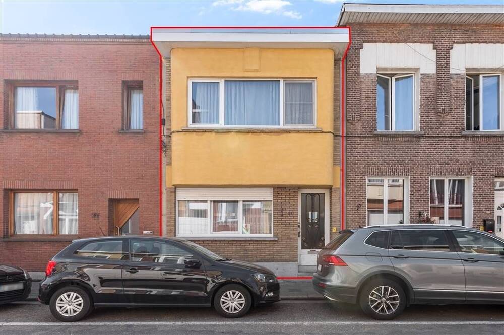 Huis te  koop in Deurne 2100 295000.00€ 2 slaapkamers 134.00m² - Zoekertje 563016