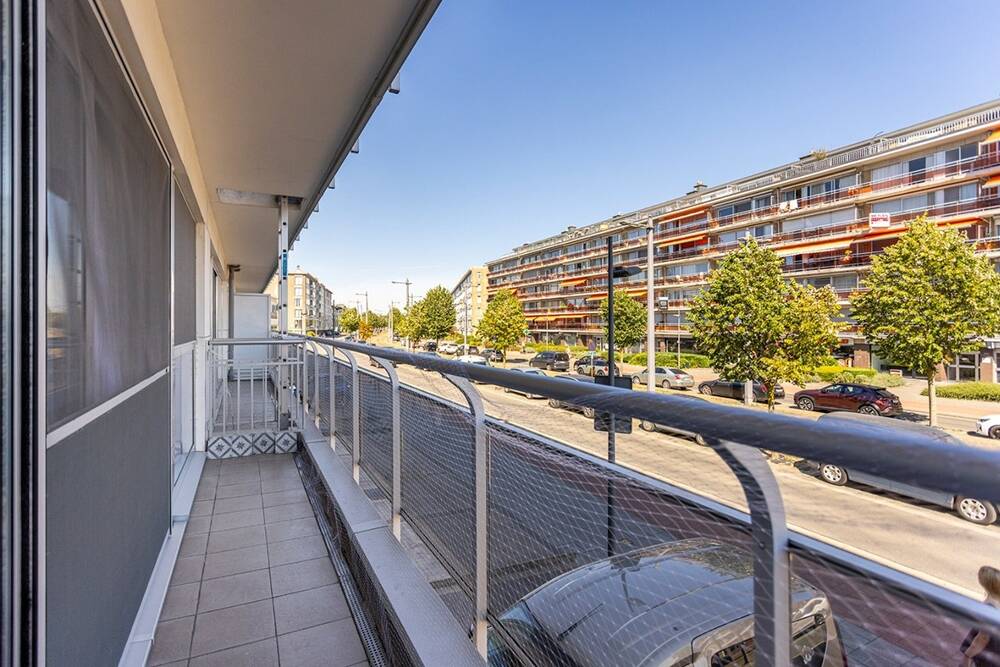 Appartement te koop in Deurne 2100 165000.00€ 1 slaapkamers 60.00m² - Zoekertje 564278