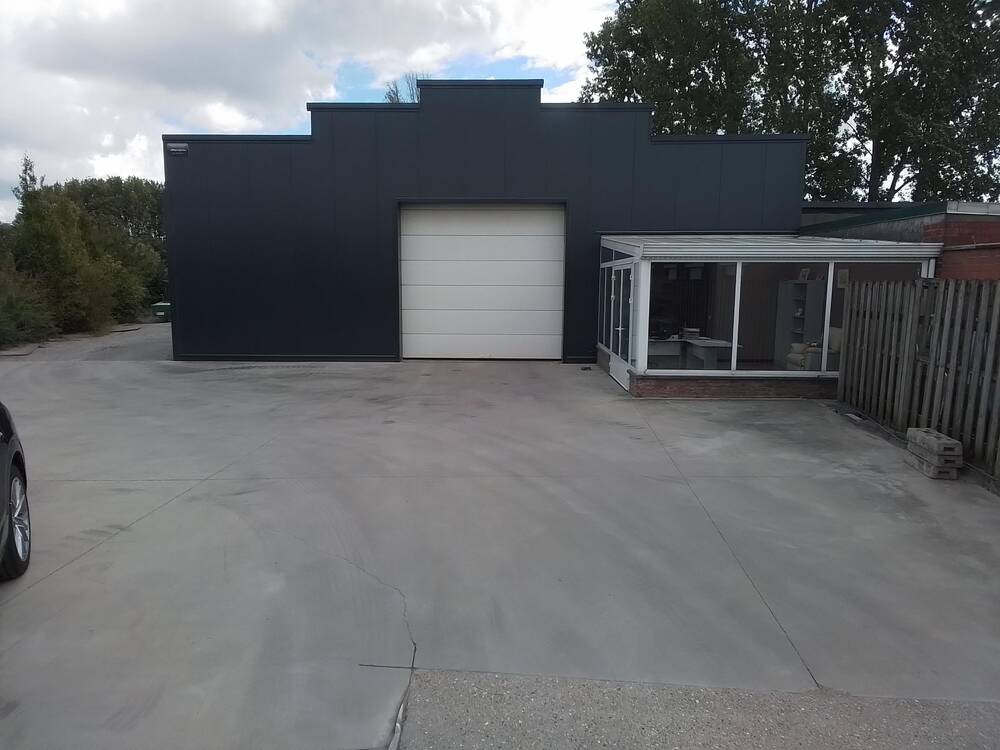 Handelszaak te  huur in Sint-Amands 2890 2950.00€  slaapkamers m² - Zoekertje 565836