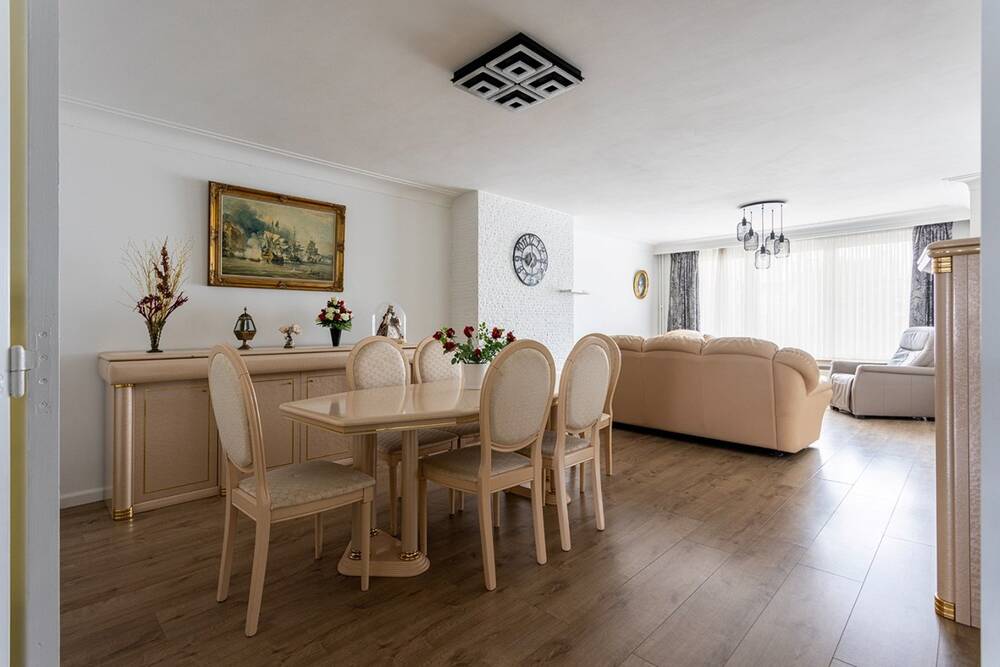 Appartement te koop in Deurne 2100 235000.00€ 2 slaapkamers 112.00m² - Zoekertje 566543