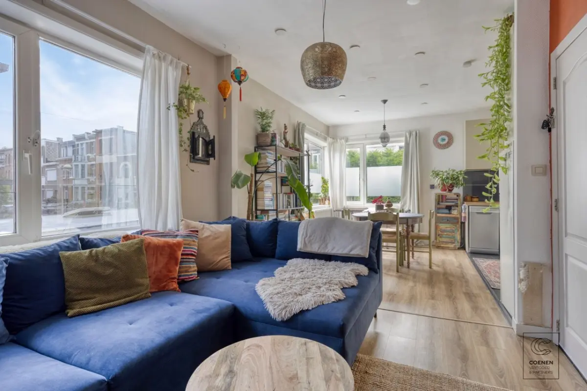 Benedenverdieping te  koop in Deurne 2100 224000.00€ 2 slaapkamers 59.00m² - Zoekertje 566595