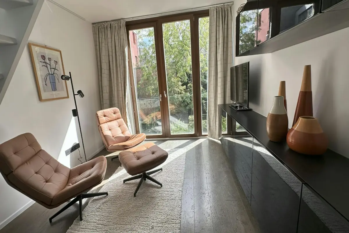 Huis te  huur in Antwerpen 2060 2800.00€  slaapkamers m² - Zoekertje 566164