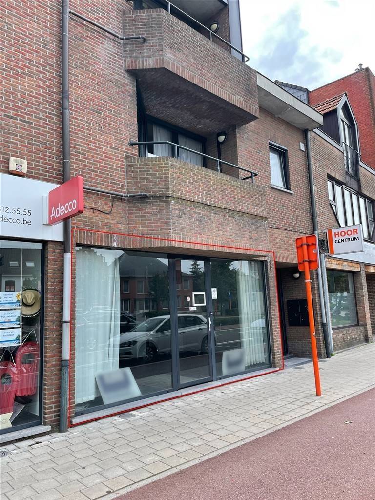Handelszaak te huur in Oostmalle 2390 950.00€ slaapkamers 107.00m² - Zoekertje 567493