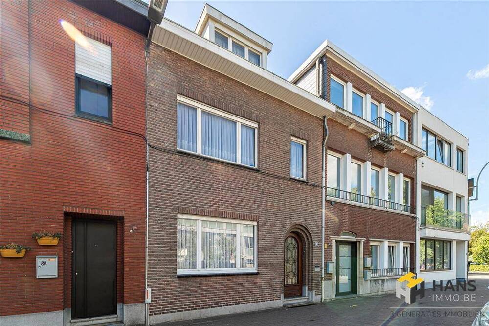 Huis te  koop in Ekeren 2180 319000.00€ 4 slaapkamers 216.00m² - Zoekertje 568048
