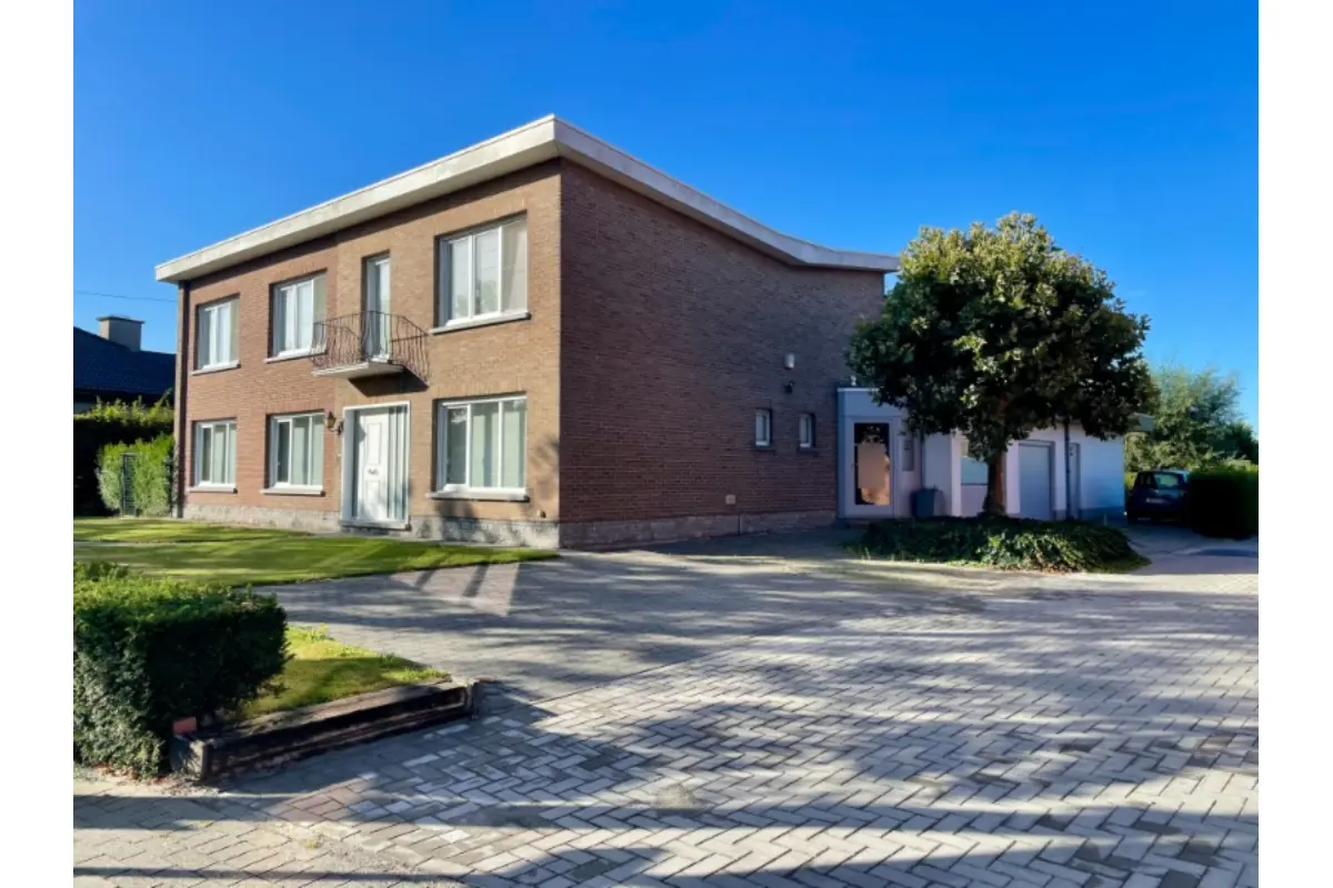 Mixgebouw te  koop in Hingene 2880 560000.00€ 5 slaapkamers 322.00m² - Zoekertje 567976