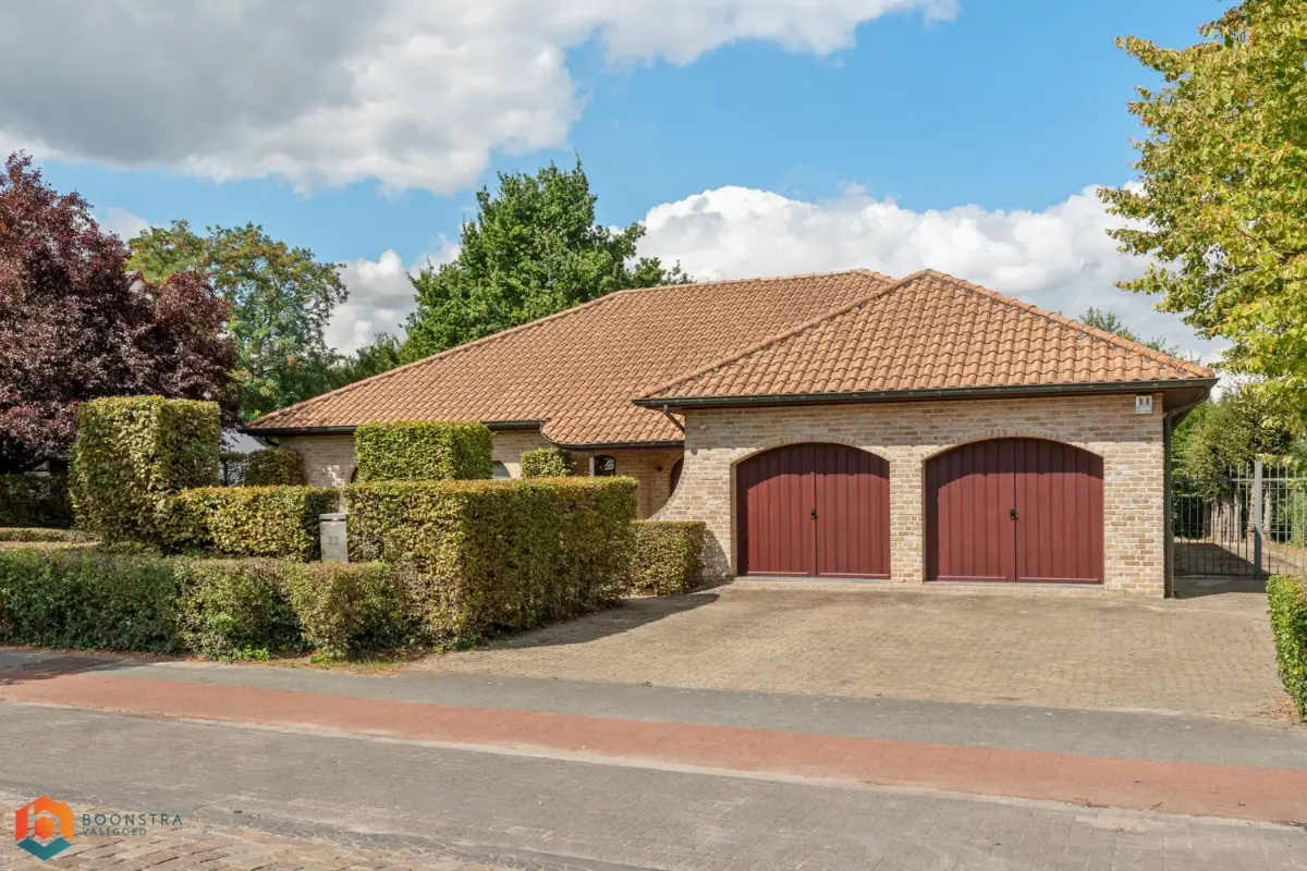 Huis te  koop in Kontich 2550 1038000.00€ 4 slaapkamers 364.00m² - Zoekertje 569004