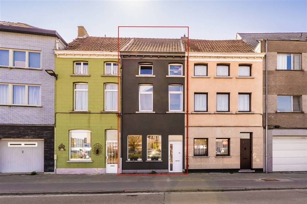 Huis te  koop in Mechelen 2800 298000.00€ 3 slaapkamers 107.31m² - Zoekertje 570326