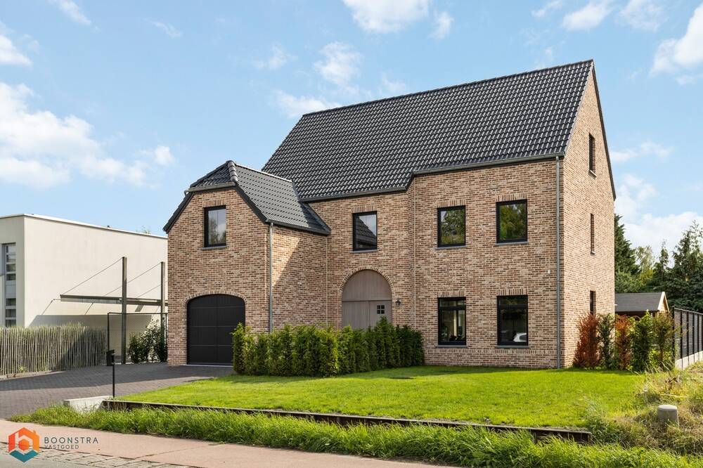 Huis te  koop in Schriek 2223 835000.00€ 5 slaapkamers 305.00m² - Zoekertje 569006