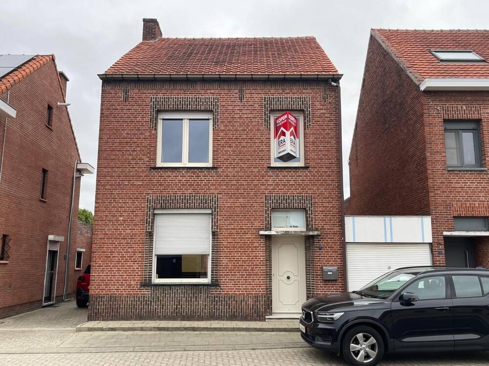 Huis te  koop in Mol 2400 218000.00€ 3 slaapkamers 167.00m² - Zoekertje 569915