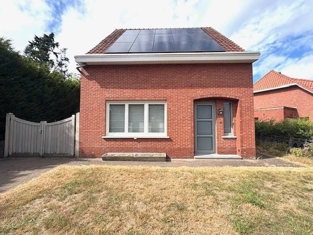 Huis te  huur in Wechelderzande 2275 1250.00€ 3 slaapkamers 171.00m² - Zoekertje 570106