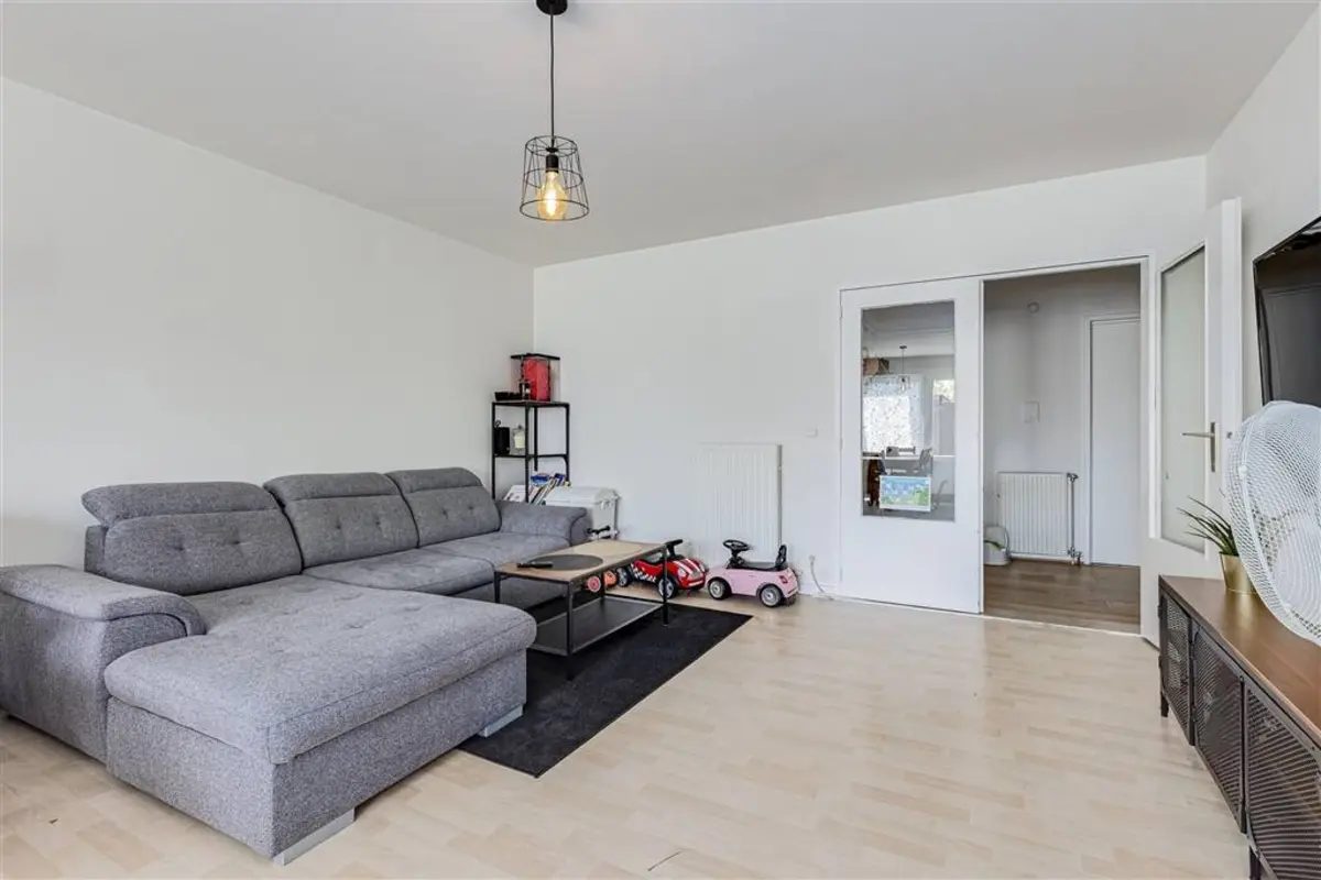 Appartement te  koop in Mortsel 2640 279000.00€ 2 slaapkamers 97.00m² - Zoekertje 570164