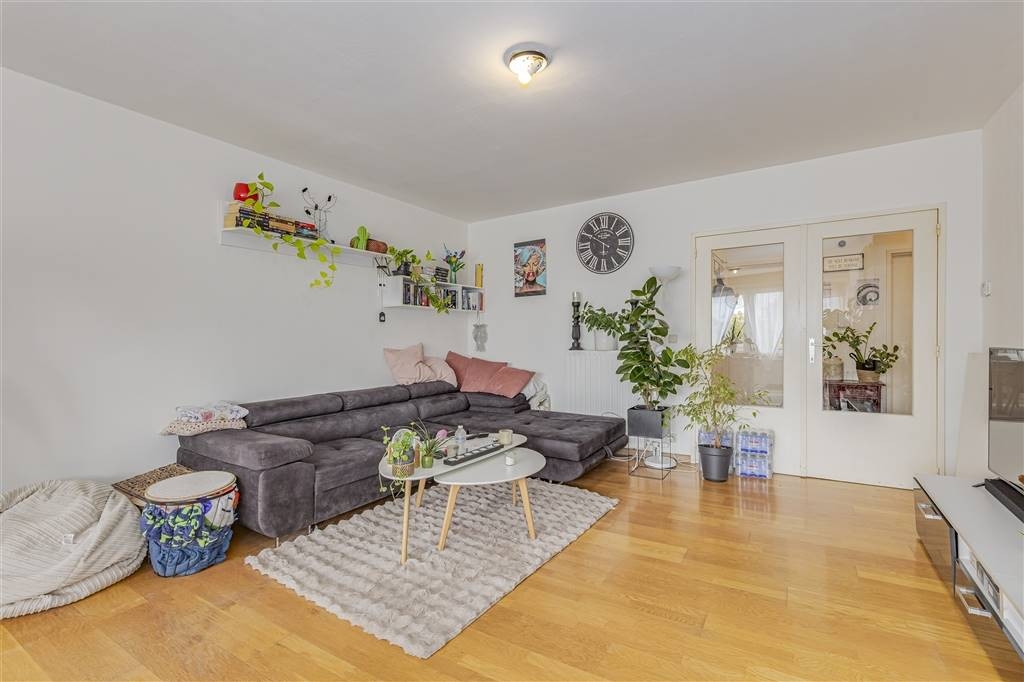 Appartement te  koop in Mortsel 2640 279000.00€ 2 slaapkamers 97.00m² - Zoekertje 570163