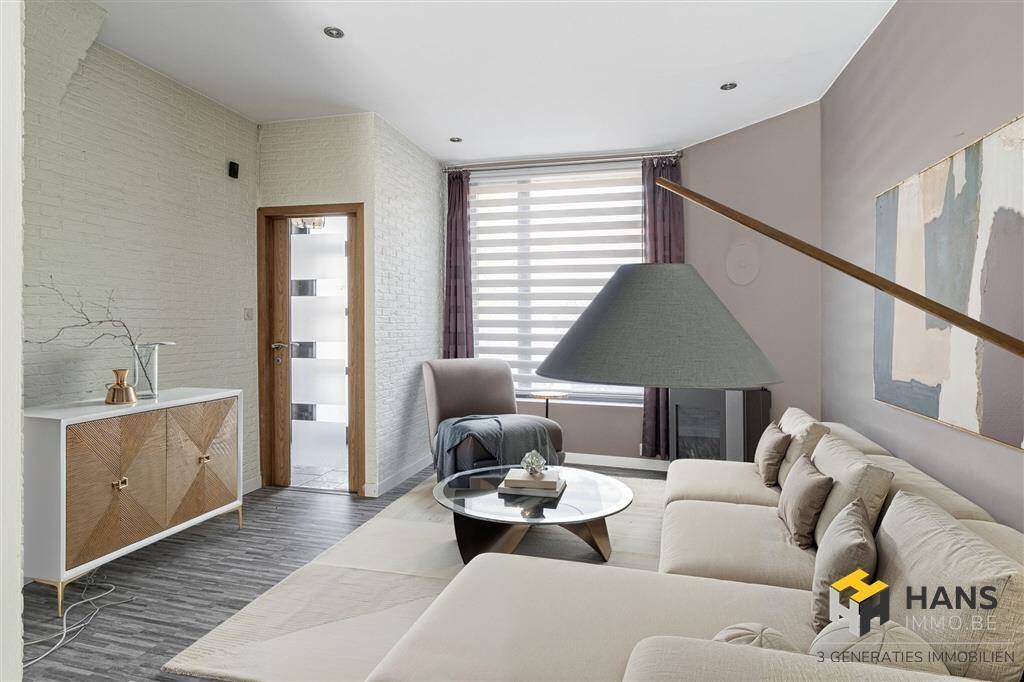 Huis te  koop in Mortsel 2640 365000.00€ 2 slaapkamers 137.00m² - Zoekertje 568685