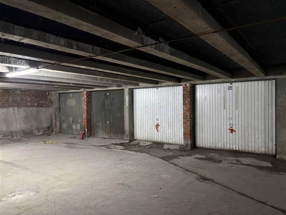 Box te  koop in Deurne 2100 16250.00€  slaapkamers m² - Zoekertje 570698