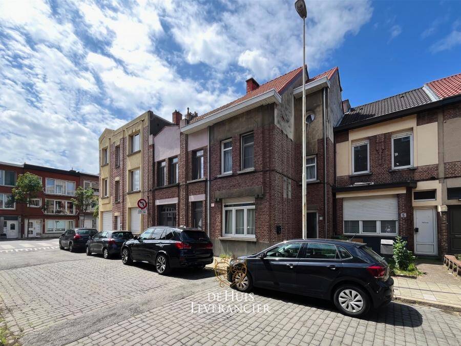 Huis te  koop in Deurne 2100 339000.00€ 3 slaapkamers 145.00m² - Zoekertje 570635