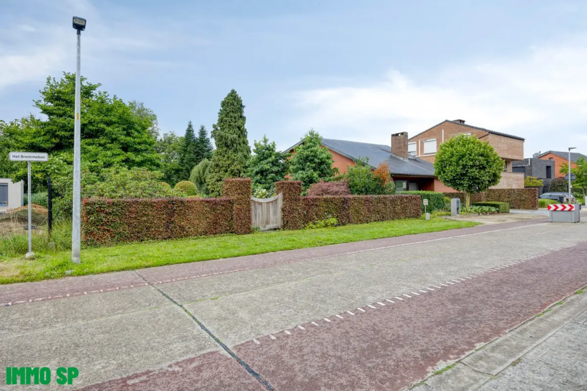 Grond te  koop in Olen 2250 210000.00€  slaapkamers m² - Zoekertje 571166