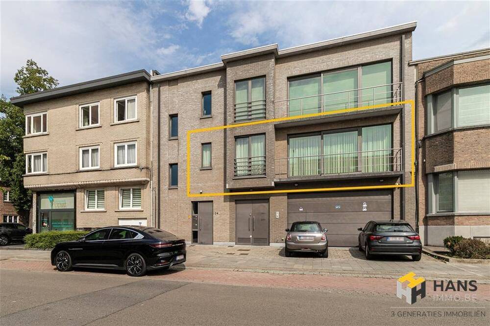 Appartement te huur in Berchem 2600 1400.00€ 2 slaapkamers 142.00m² - Zoekertje 570883