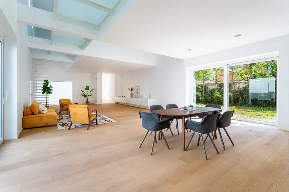 Appartement te  koop in Berchem 2600 995000.00€ 3 slaapkamers 330.00m² - Zoekertje 571049