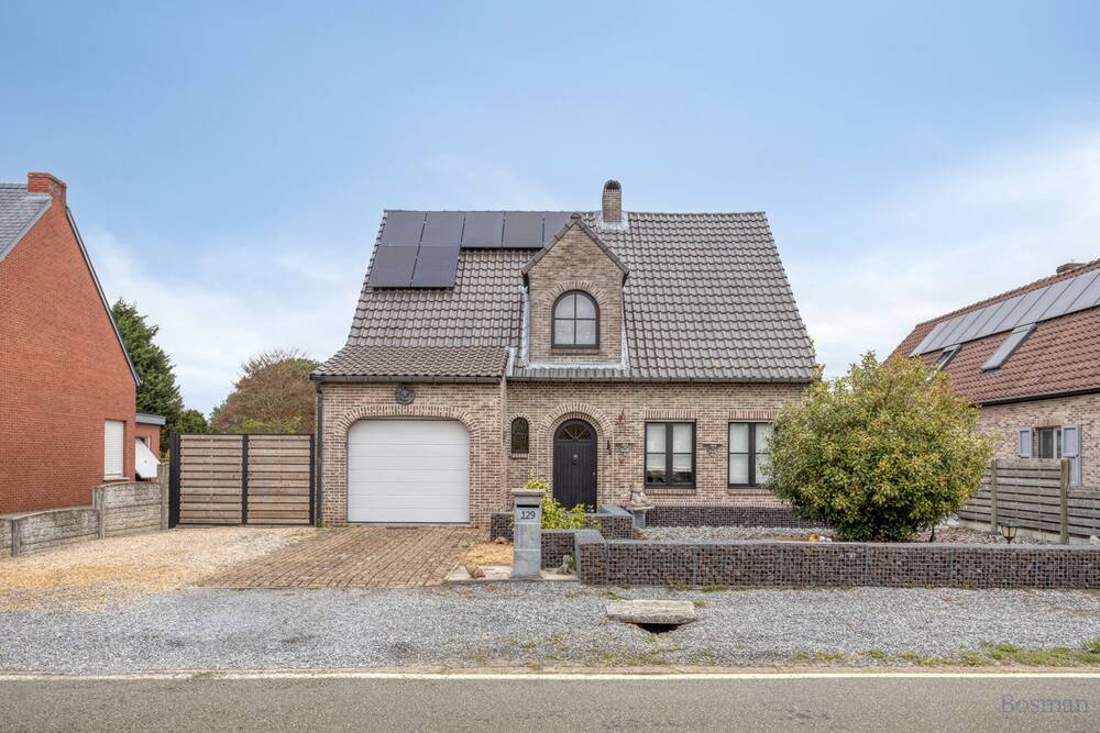 Huis te  koop in Laakdal 2430 378000.00€ 3 slaapkamers m² - Zoekertje 570741