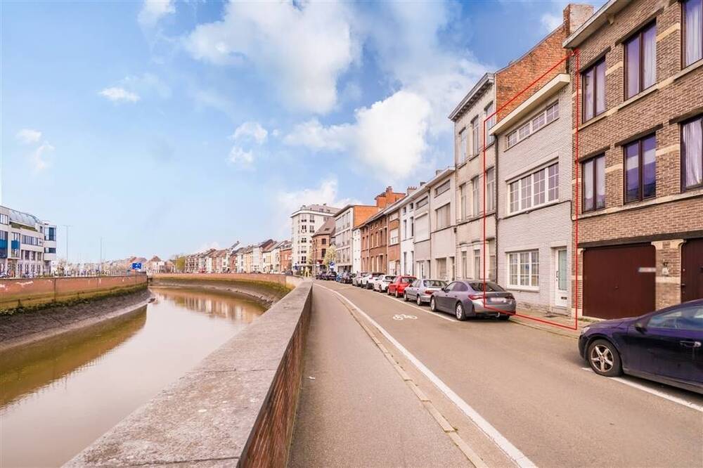 Huis te  koop in Mechelen 2800 349000.00€ 4 slaapkamers 135.00m² - Zoekertje 571780