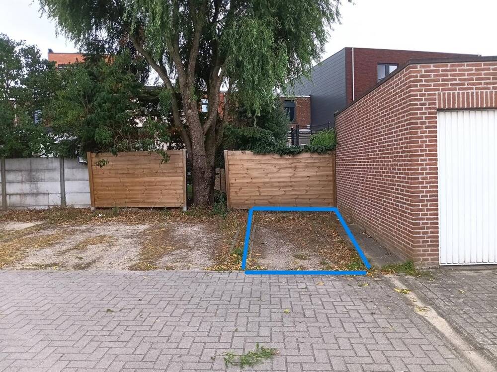 Parking te  koop in Deurne 2100 9250.00€  slaapkamers m² - Zoekertje 572900