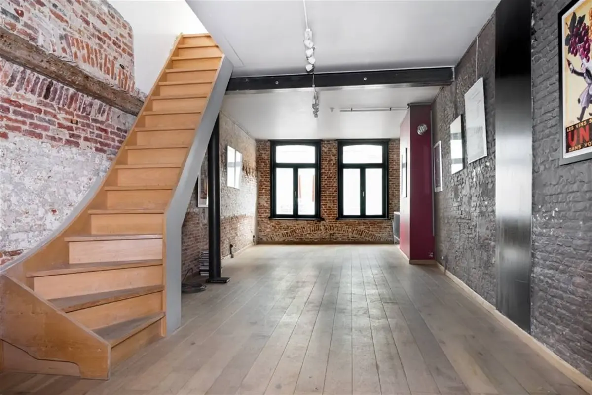 Mixgebouw te  koop in Mechelen 2800 368000.00€ 1 slaapkamers 139.00m² - Zoekertje 572940