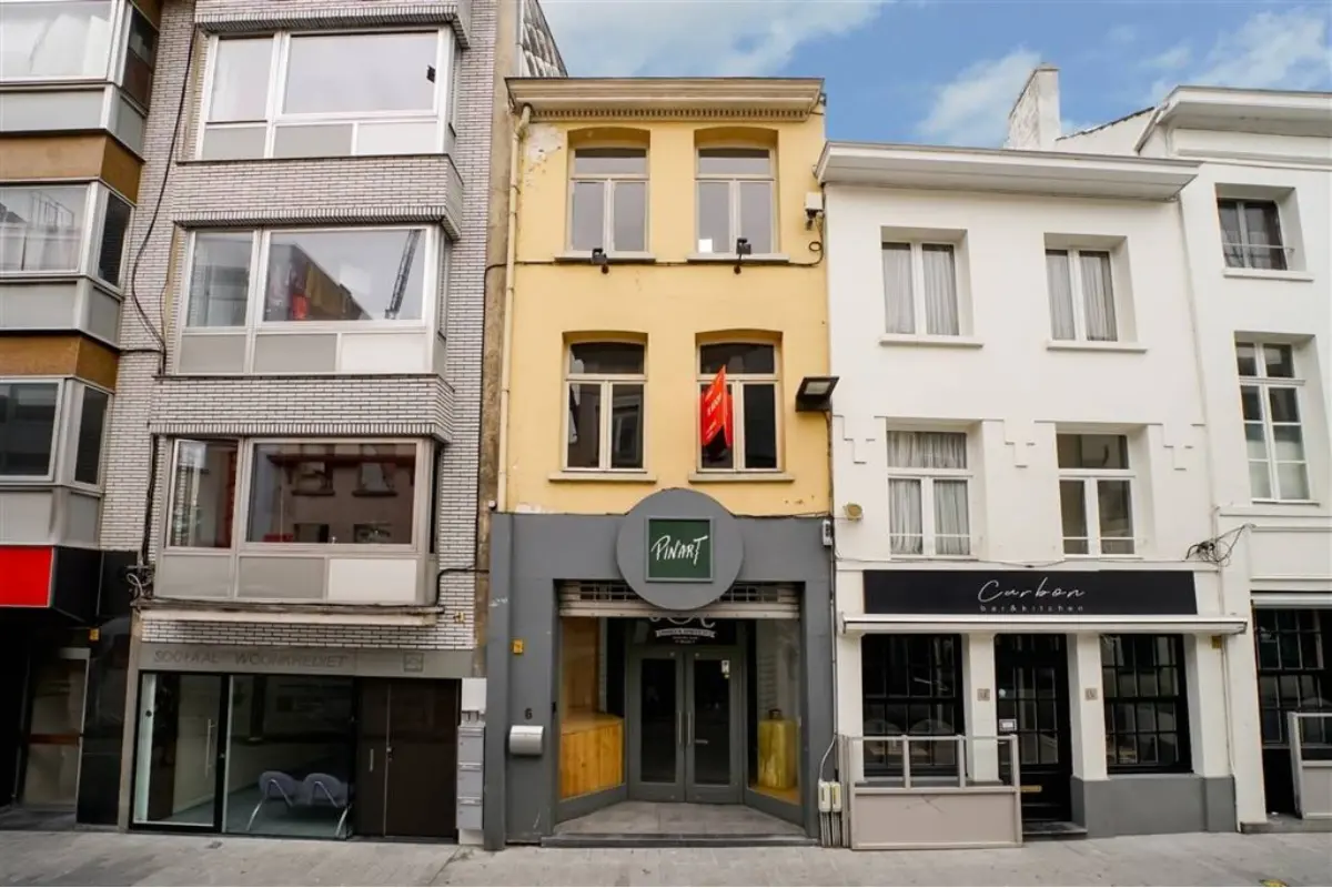 Mixgebouw te  koop in Mechelen 2800 368000.00€ 1 slaapkamers 139.00m² - Zoekertje 572940