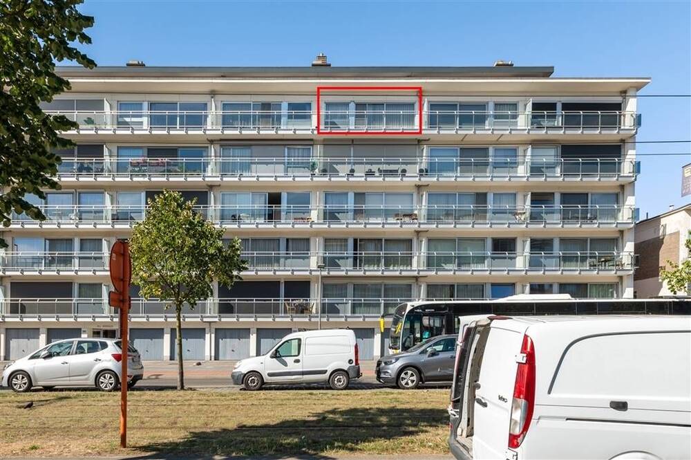 Appartement te  koop in Deurne 2100 169000.00€ 1 slaapkamers 75.00m² - Zoekertje 572279
