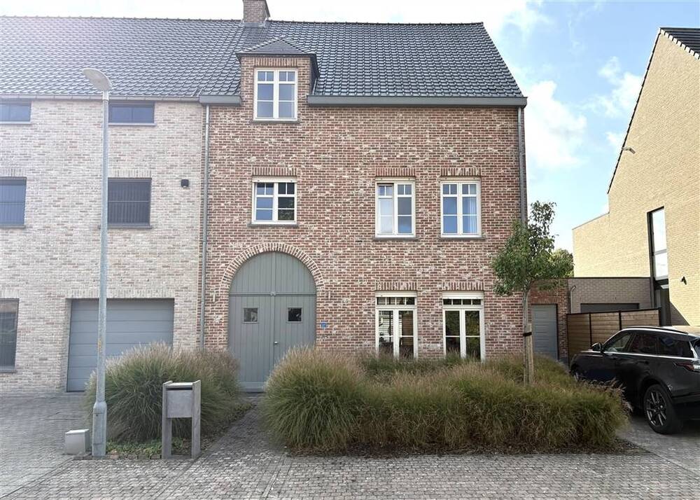 Huis te  huur in Herentals 2200 1595.00€ 3 slaapkamers 280.00m² - Zoekertje 572684