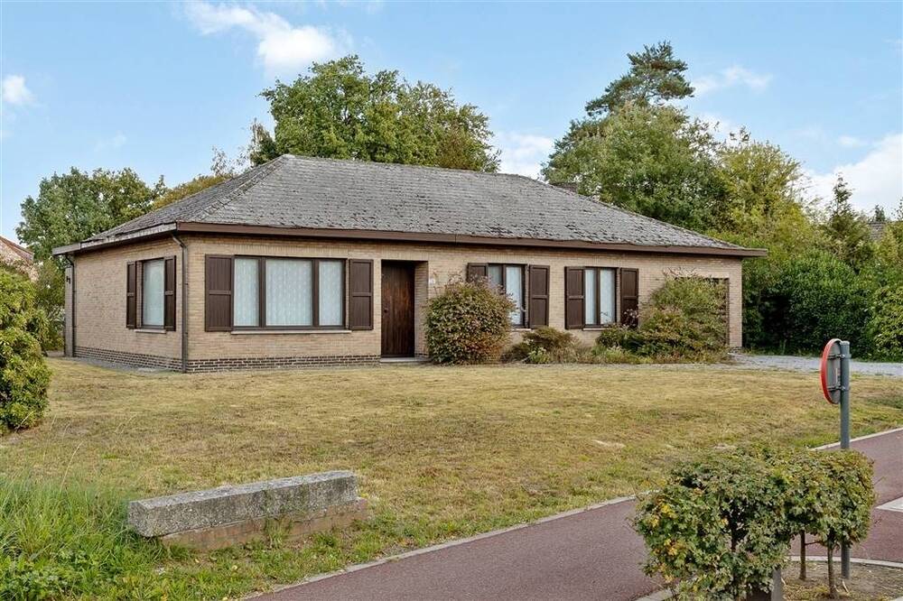 Huis te  koop in Westerlo 2260 299000.00€ 3 slaapkamers 168.00m² - Zoekertje 572150