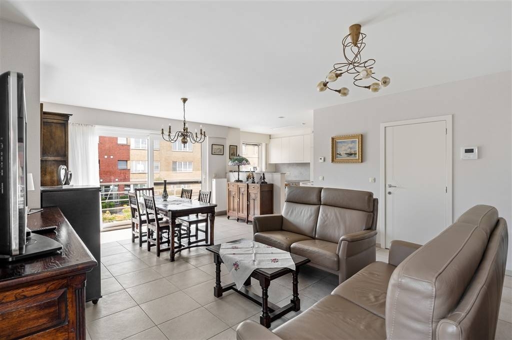 Appartement te  koop in Aartselaar 2630 369000.00€ 3 slaapkamers 109.00m² - Zoekertje 572262