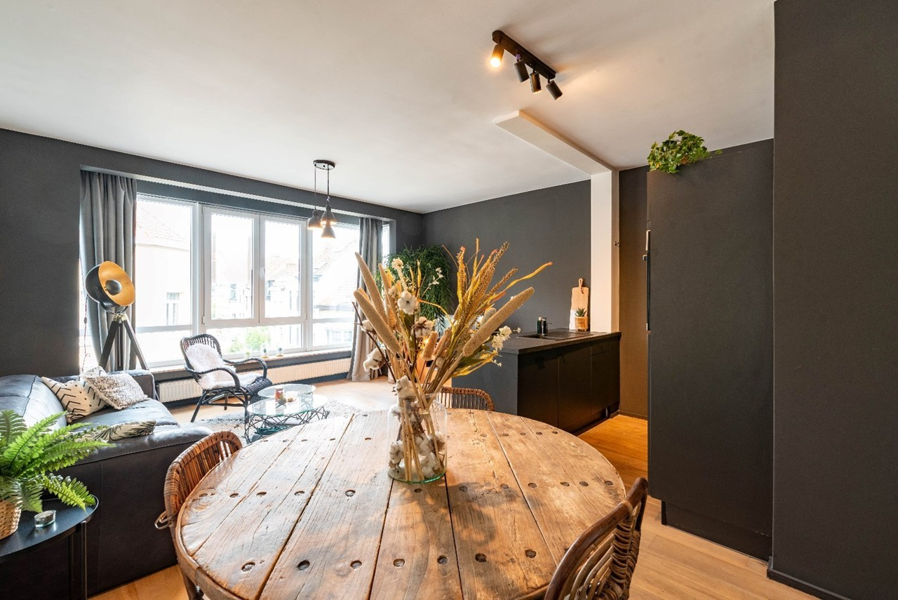 Appartement te koop in Antwerpen 2060 249000.00€ 2 slaapkamers 70.00m² - Zoekertje 573142