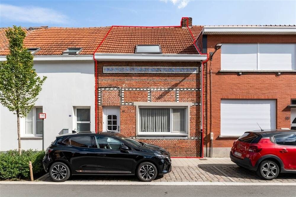 Huis te  koop in Wommelgem 2160 220000.00€ 2 slaapkamers 98.00m² - Zoekertje 574971