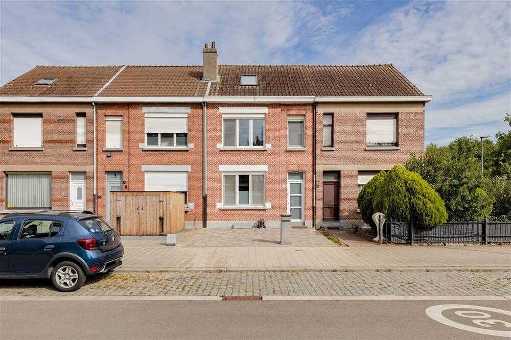Huis te  koop in Ekeren 2180 397000.00€ 4 slaapkamers 168.00m² - Zoekertje 574915