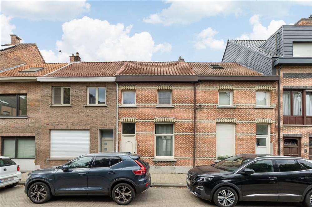 Huis te koop in Wilrijk 2610 274000.00€ 2 slaapkamers 107.00m² - Zoekertje 574539