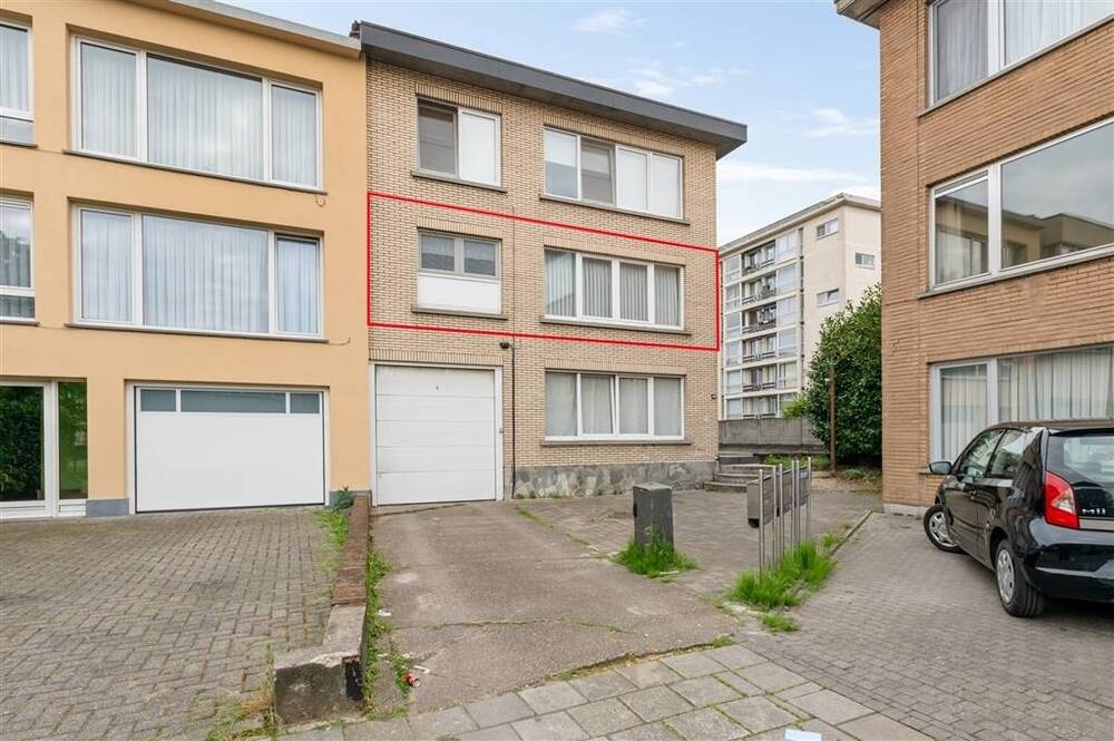 Appartement te  koop in Deurne 2100 205000.00€ 2 slaapkamers 90.00m² - Zoekertje 574988